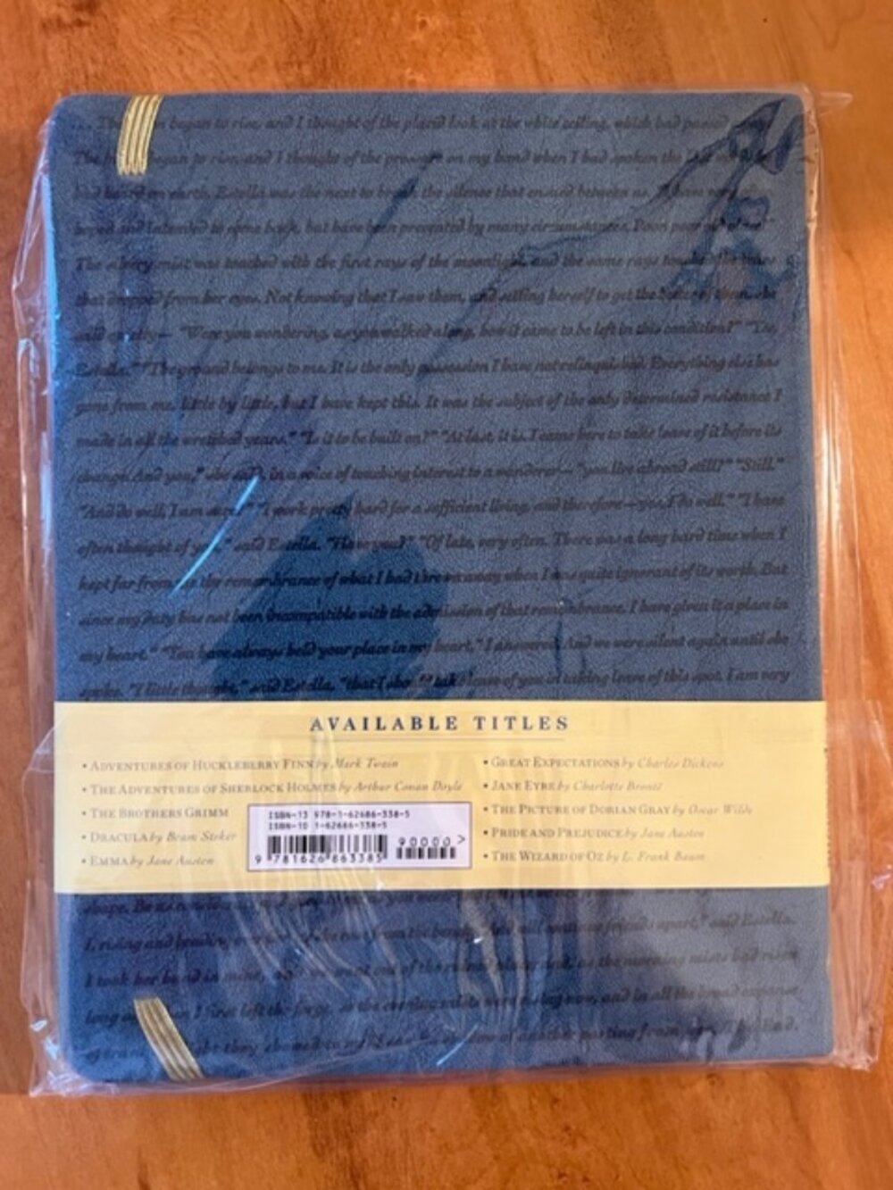 Unique Great Expectations Journal - High quality paper and leathery Cover - NWT - Picture 4 of 5